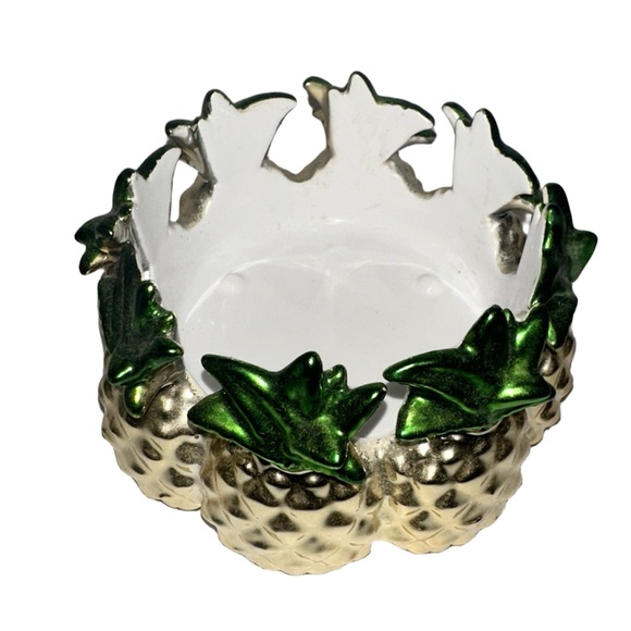 NWT Bath & Body Works Pineapple 3-Wick Candle Holder - Picture 2 of 2